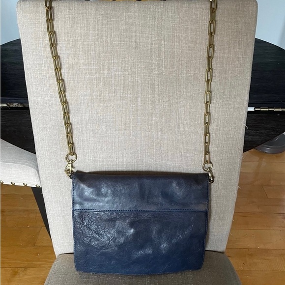 Tory Burch Navy Blue Crossbody Bag with Gold Chain - Picture 2 of 8